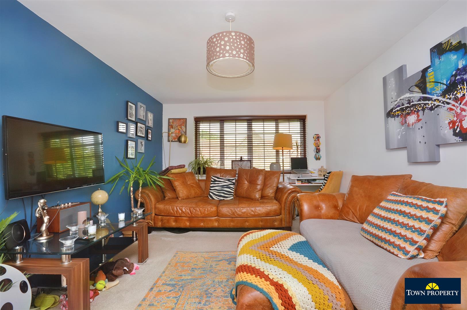 Property Details for Wannock Gardens Wannock, Polegate BN26 5PA Town